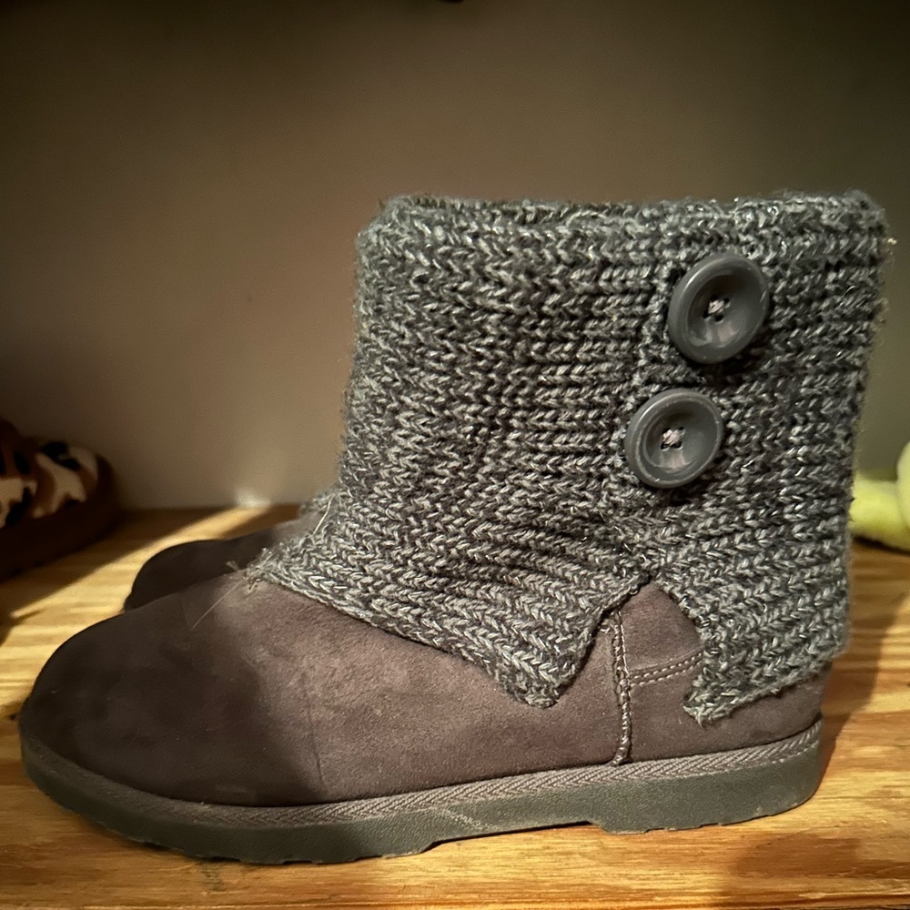 Women’s boots